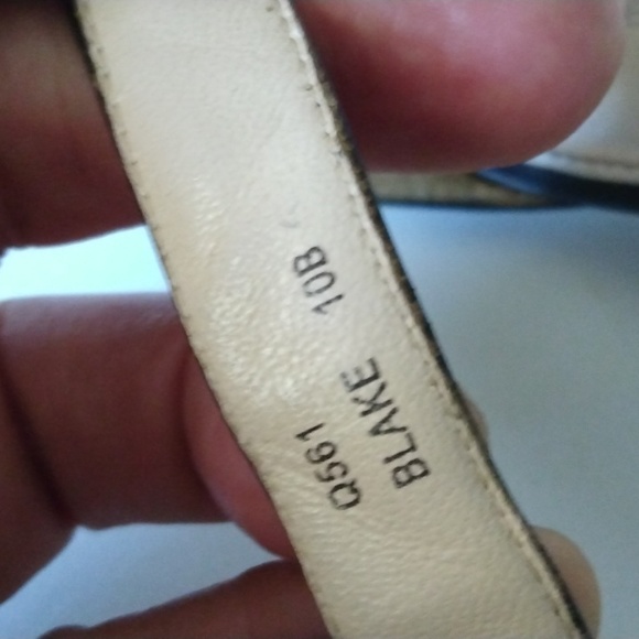 COACH - Picture 12 of 16